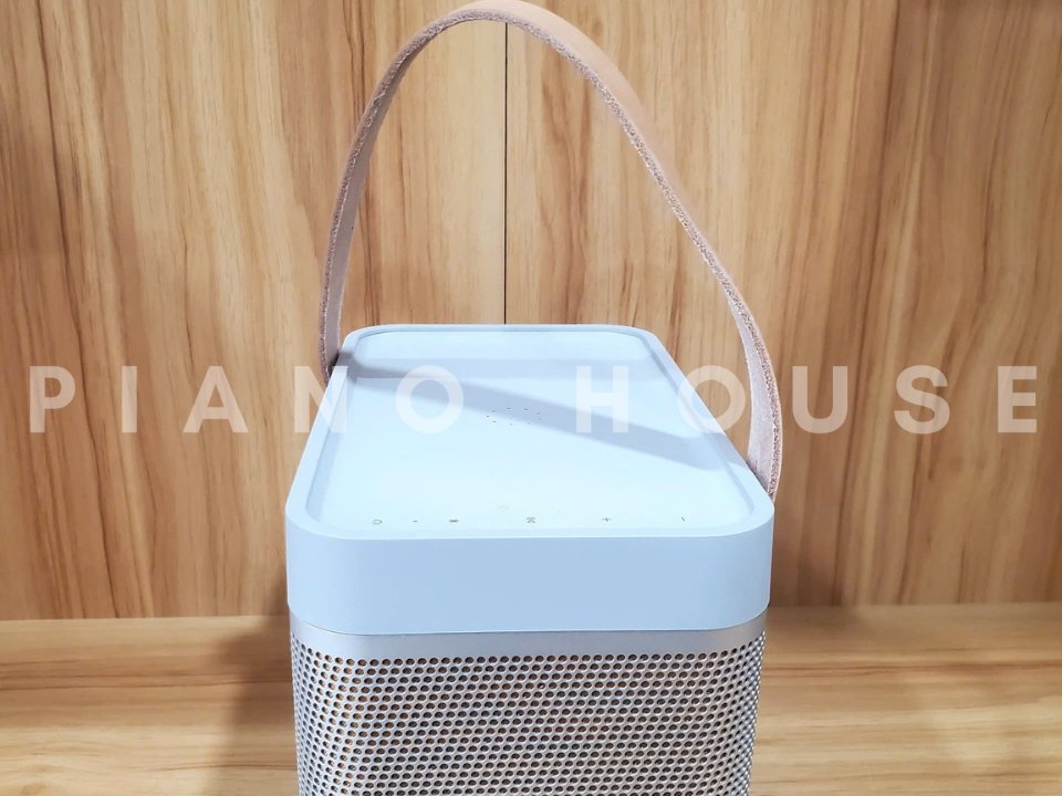 Loa B&O Beolit 20 - Grey Mist (Used) - Ảnh thực tế 3